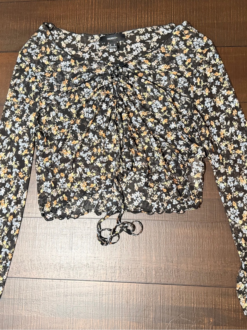 Forever 21 Black Floral Tie-Front Crop Top